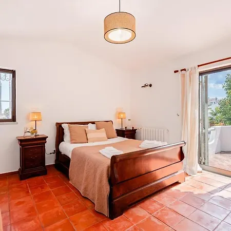 Villa Bougainvilea